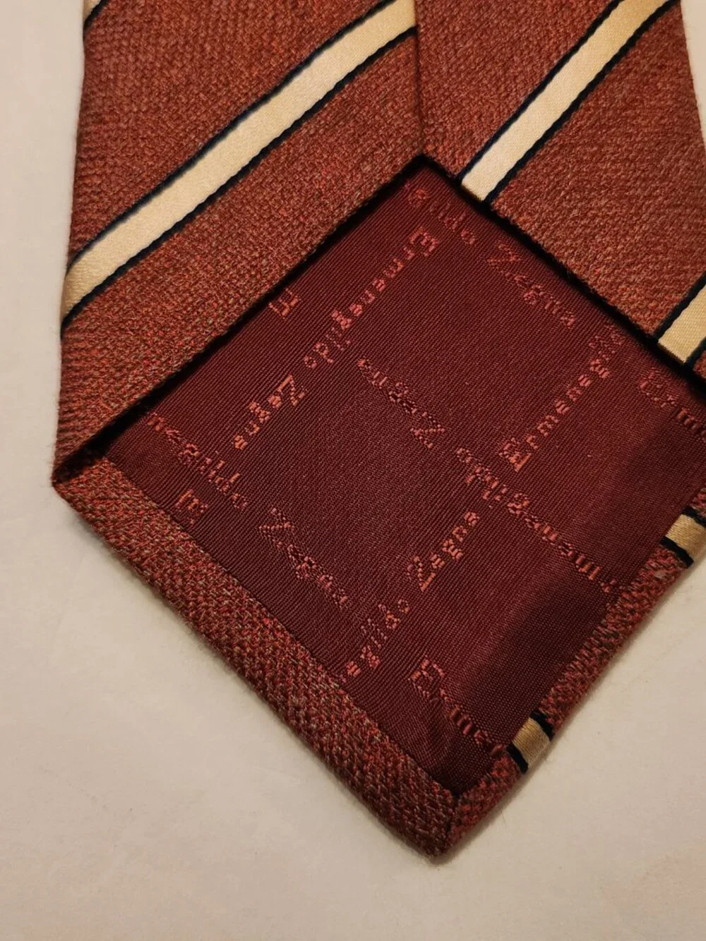Ermenegildo Zegna men's new 100%silk tie  3 3/4